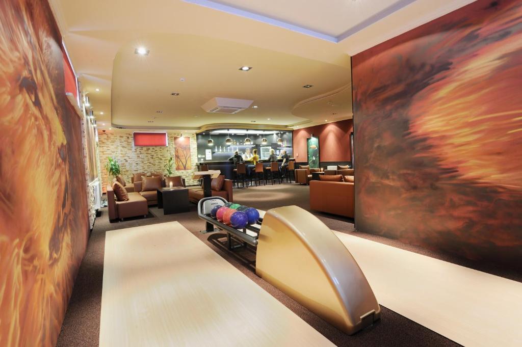 Hotel Texicana Sulechów Esterno foto